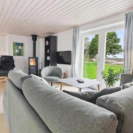 Casa de Férias Golubinka - 2-5km From The Sea By Interhome Kongsmark