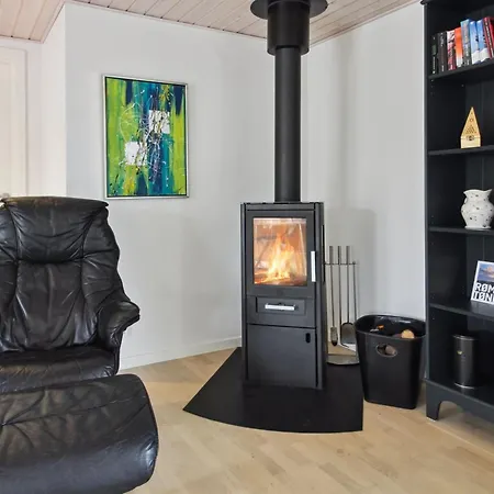 Prázdninový dům Golubinka - 2-5km From The Sea By Interhome *