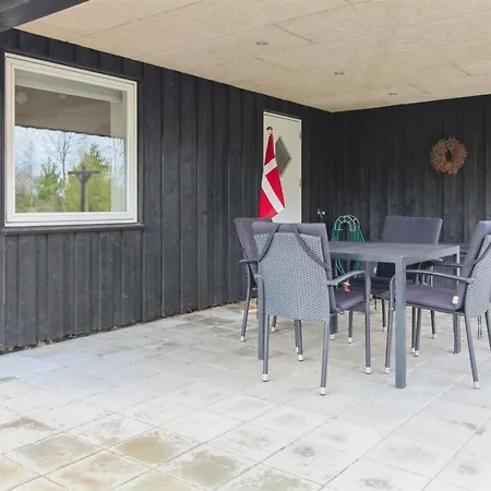 Prázdninový dům Golubinka - 2-5km From The Sea By Interhome