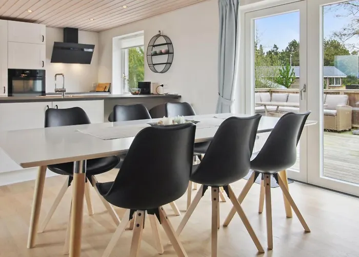 Golubinka - 2-5km From The Sea By Interhome * Kongsmark