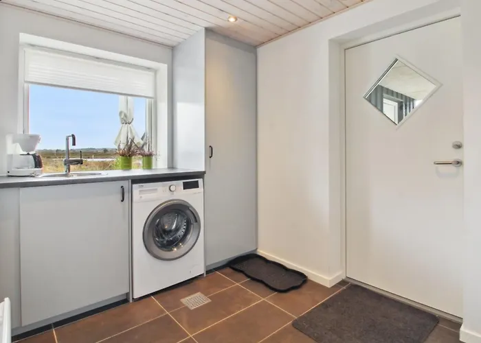 Golubinka - 2-5km From The Sea By Interhome Kongsmark