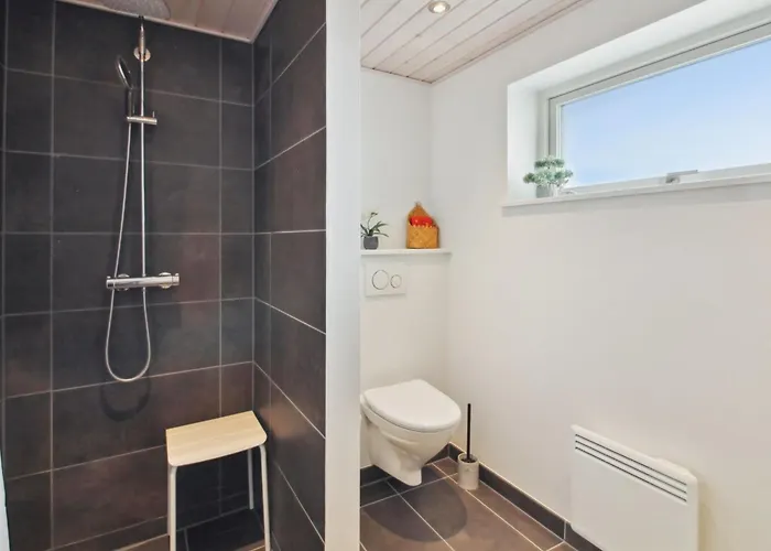 Golubinka - 2-5km From The Sea By Interhome * Kongsmark